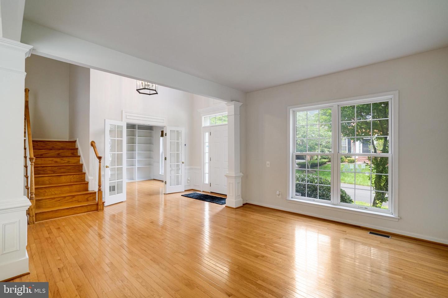 8061 PAPER BIRCH DR, LORTON, Virginia 22079, 4 Bedrooms Bedrooms, ,4 BathroomsBathrooms,Residential,For sale,8061 PAPER BIRCH DR,VAFX2246900 MLS # VAFX2246900