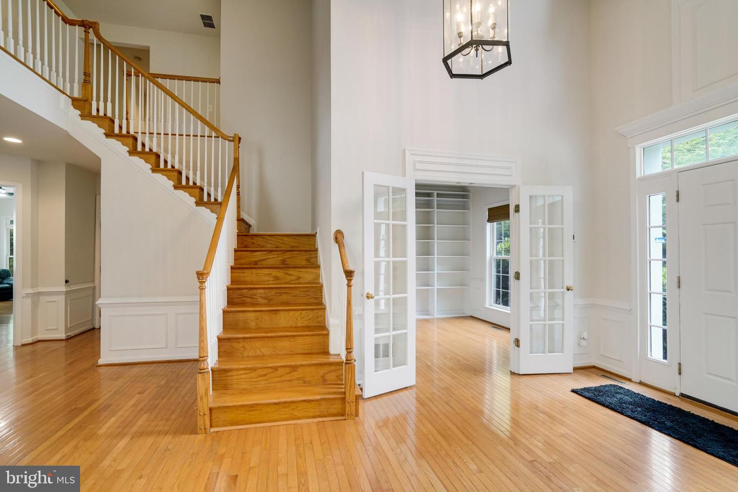 8061 PAPER BIRCH DR, LORTON, Virginia 22079, 4 Bedrooms Bedrooms, ,4 BathroomsBathrooms,Residential,For sale,8061 PAPER BIRCH DR,VAFX2246900 MLS # VAFX2246900