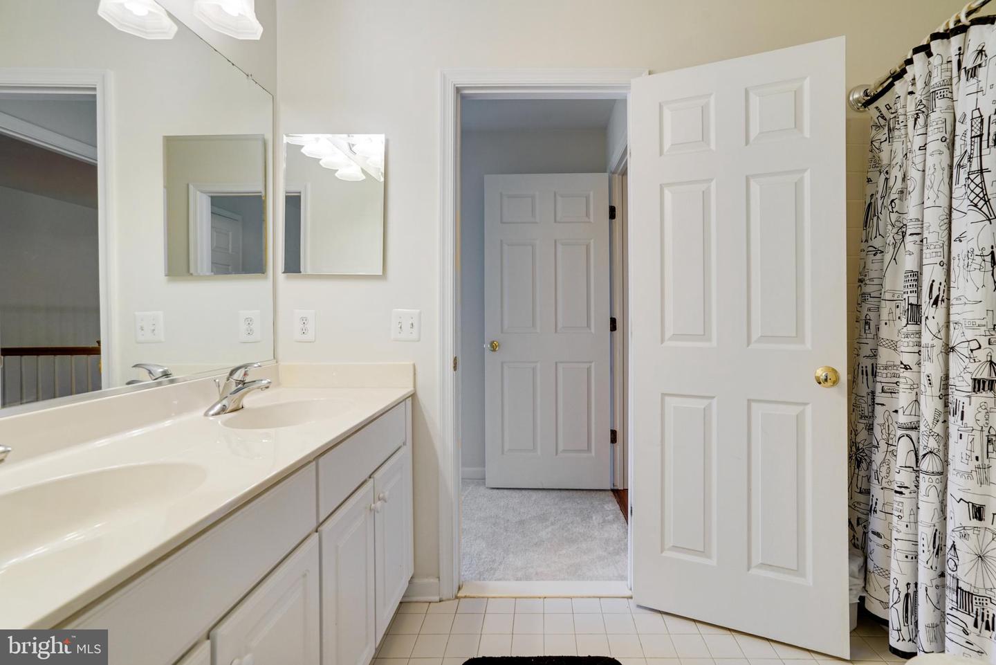8061 PAPER BIRCH DR, LORTON, Virginia 22079, 4 Bedrooms Bedrooms, ,4 BathroomsBathrooms,Residential,For sale,8061 PAPER BIRCH DR,VAFX2246900 MLS # VAFX2246900