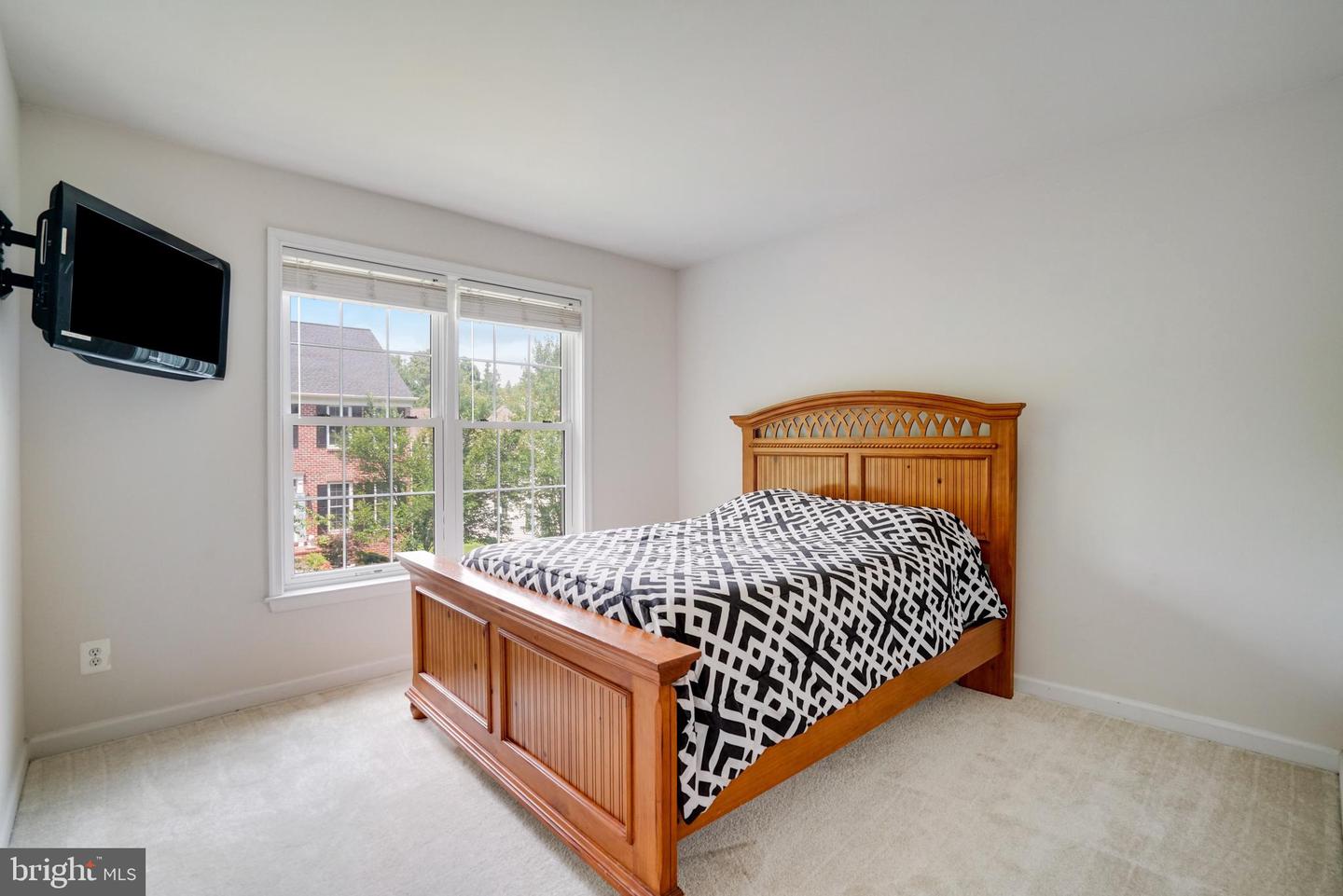 8061 PAPER BIRCH DR, LORTON, Virginia 22079, 4 Bedrooms Bedrooms, ,4 BathroomsBathrooms,Residential,For sale,8061 PAPER BIRCH DR,VAFX2246900 MLS # VAFX2246900