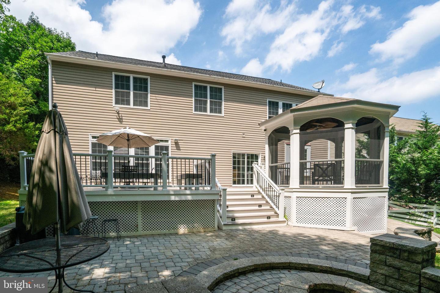 8061 PAPER BIRCH DR, LORTON, Virginia 22079, 4 Bedrooms Bedrooms, ,4 BathroomsBathrooms,Residential,For sale,8061 PAPER BIRCH DR,VAFX2246900 MLS # VAFX2246900
