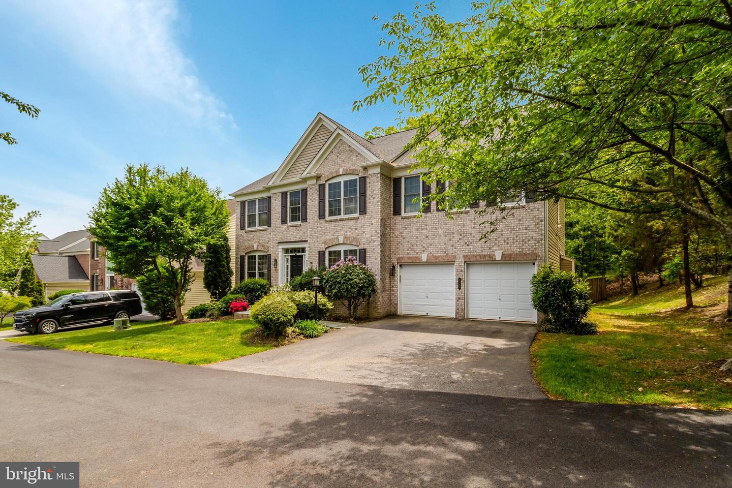 8061 PAPER BIRCH DR, LORTON, Virginia 22079, 4 Bedrooms Bedrooms, ,4 BathroomsBathrooms,Residential,For sale,8061 PAPER BIRCH DR,VAFX2246900 MLS # VAFX2246900