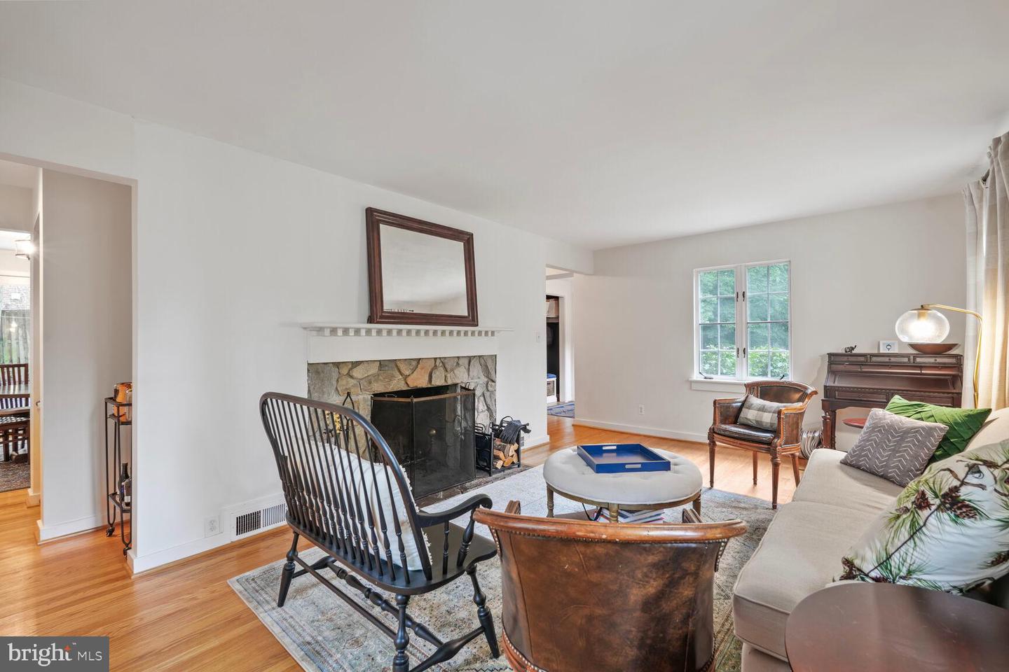 3030 N QUINCY ST, ARLINGTON, Virginia 22207, 4 Bedrooms Bedrooms, ,3 BathroomsBathrooms,Residential,For sale,3030 N QUINCY ST,VAAR2059088 MLS # VAAR2059088
