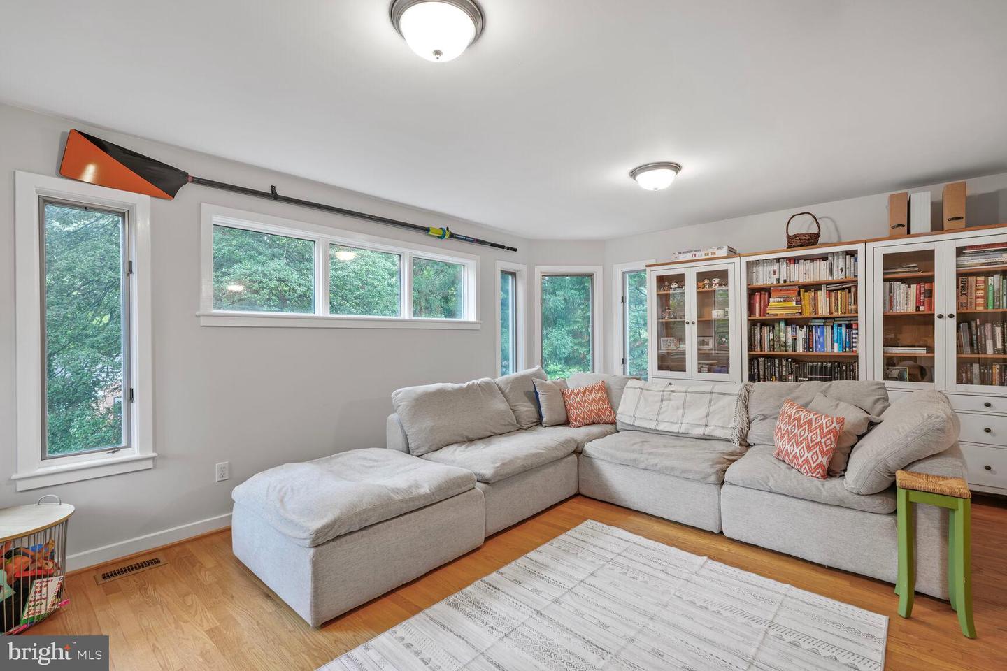 3030 N QUINCY ST, ARLINGTON, Virginia 22207, 4 Bedrooms Bedrooms, ,3 BathroomsBathrooms,Residential,For sale,3030 N QUINCY ST,VAAR2059088 MLS # VAAR2059088