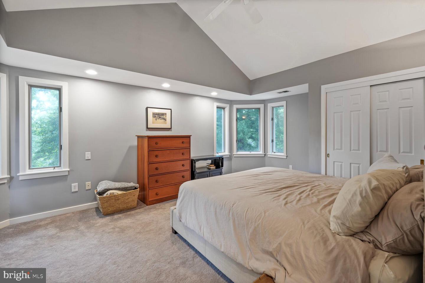 3030 N QUINCY ST, ARLINGTON, Virginia 22207, 4 Bedrooms Bedrooms, ,3 BathroomsBathrooms,Residential,For sale,3030 N QUINCY ST,VAAR2059088 MLS # VAAR2059088