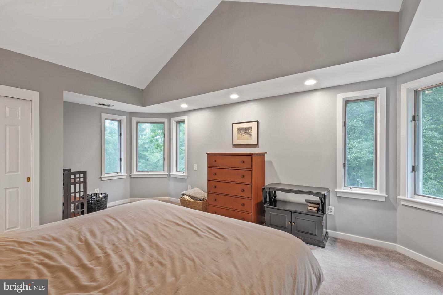 3030 N QUINCY ST, ARLINGTON, Virginia 22207, 4 Bedrooms Bedrooms, ,3 BathroomsBathrooms,Residential,For sale,3030 N QUINCY ST,VAAR2059088 MLS # VAAR2059088