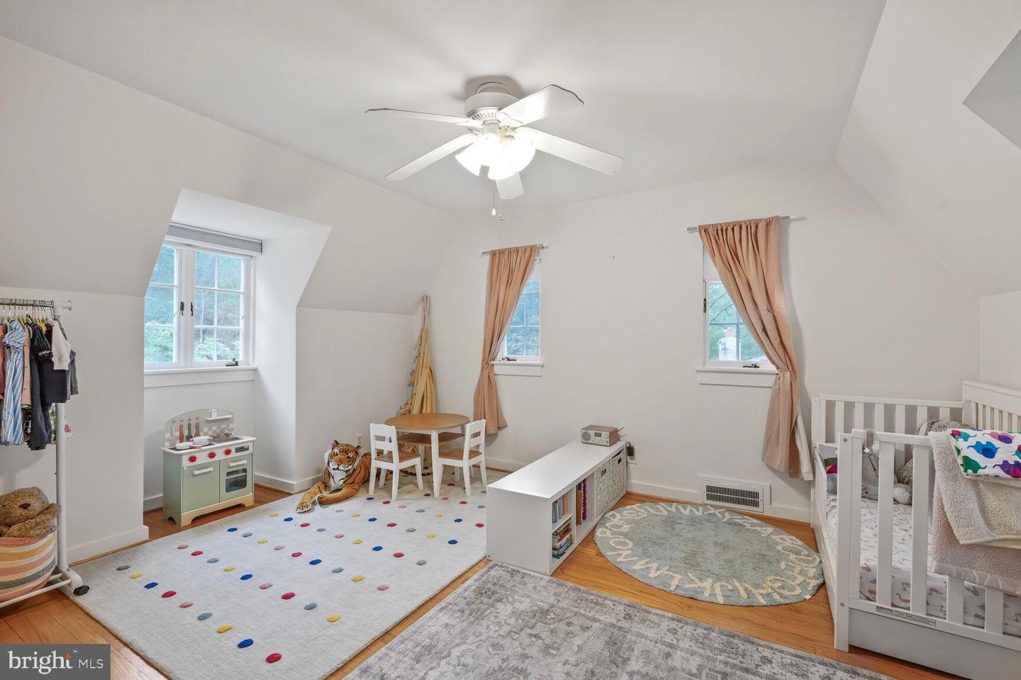 3030 N QUINCY ST, ARLINGTON, Virginia 22207, 4 Bedrooms Bedrooms, ,3 BathroomsBathrooms,Residential,For sale,3030 N QUINCY ST,VAAR2059088 MLS # VAAR2059088