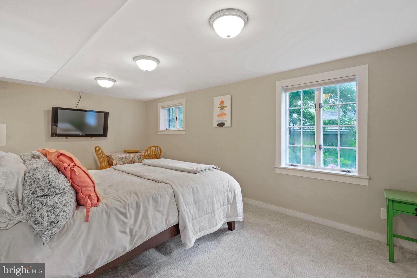 3030 N QUINCY ST, ARLINGTON, Virginia 22207, 4 Bedrooms Bedrooms, ,3 BathroomsBathrooms,Residential,For sale,3030 N QUINCY ST,VAAR2059088 MLS # VAAR2059088