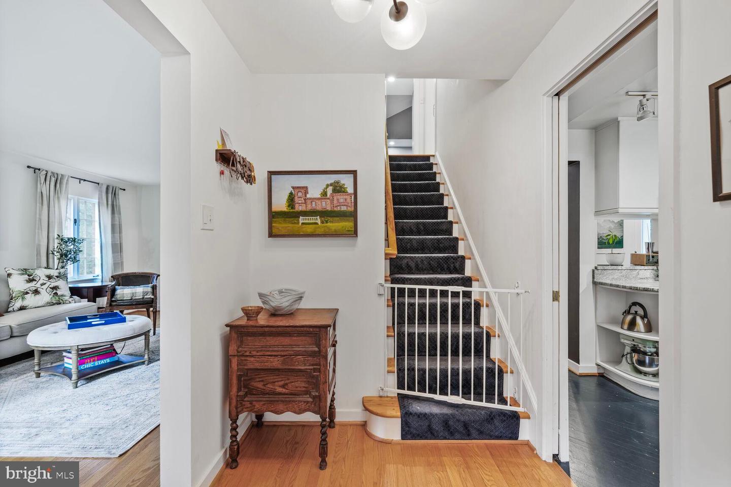 3030 N QUINCY ST, ARLINGTON, Virginia 22207, 4 Bedrooms Bedrooms, ,3 BathroomsBathrooms,Residential,For sale,3030 N QUINCY ST,VAAR2059088 MLS # VAAR2059088