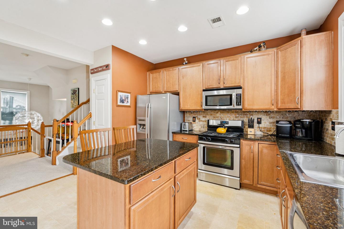8107 CELLO WAY, MANASSAS, Virginia 20111, 4 Bedrooms Bedrooms, ,3 BathroomsBathrooms,Residential,For sale,8107 CELLO WAY,VAPW2096850 MLS # VAPW2096850
