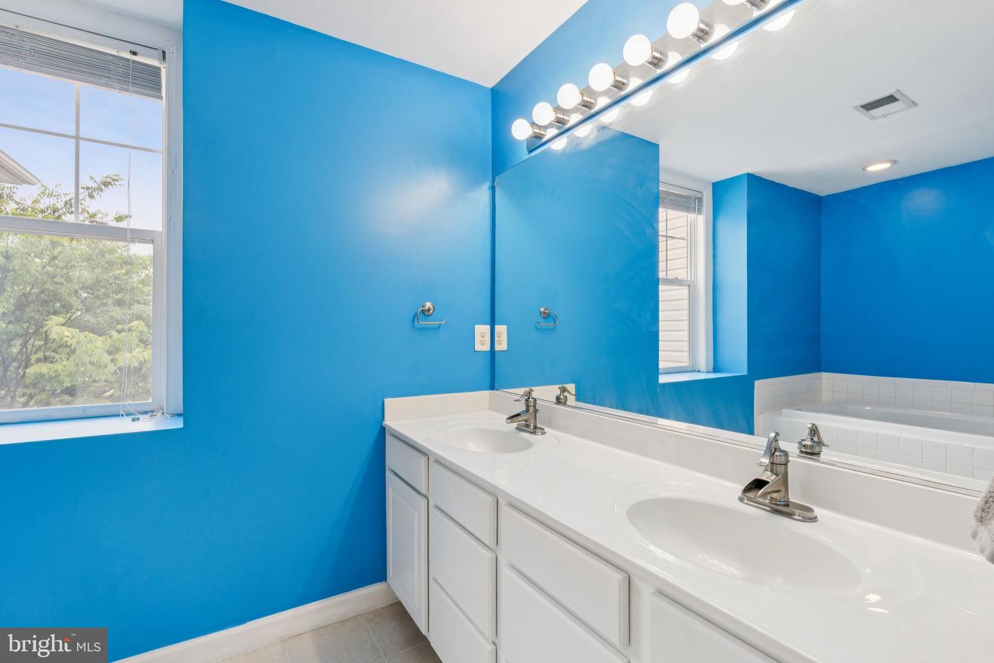 8107 CELLO WAY, MANASSAS, Virginia 20111, 4 Bedrooms Bedrooms, ,3 BathroomsBathrooms,Residential,For sale,8107 CELLO WAY,VAPW2096850 MLS # VAPW2096850
