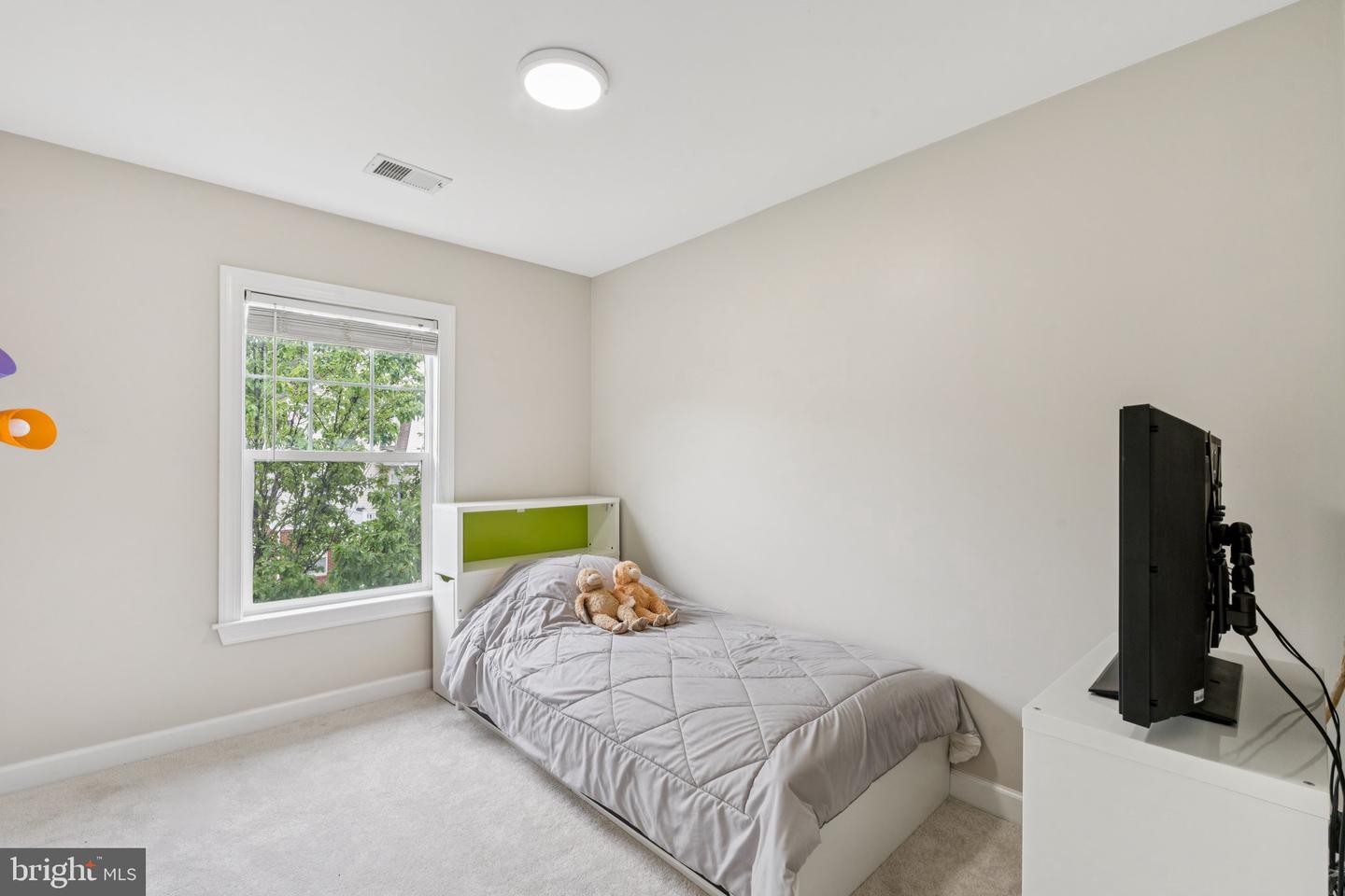 8107 CELLO WAY, MANASSAS, Virginia 20111, 4 Bedrooms Bedrooms, ,3 BathroomsBathrooms,Residential,For sale,8107 CELLO WAY,VAPW2096850 MLS # VAPW2096850