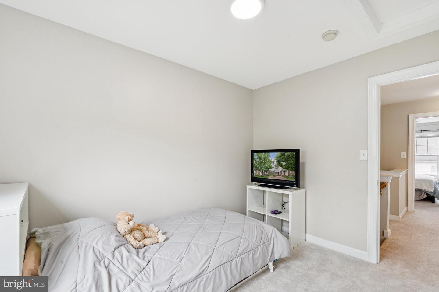 8107 CELLO WAY, MANASSAS, Virginia 20111, 4 Bedrooms Bedrooms, ,3 BathroomsBathrooms,Residential,For sale,8107 CELLO WAY,VAPW2096850 MLS # VAPW2096850