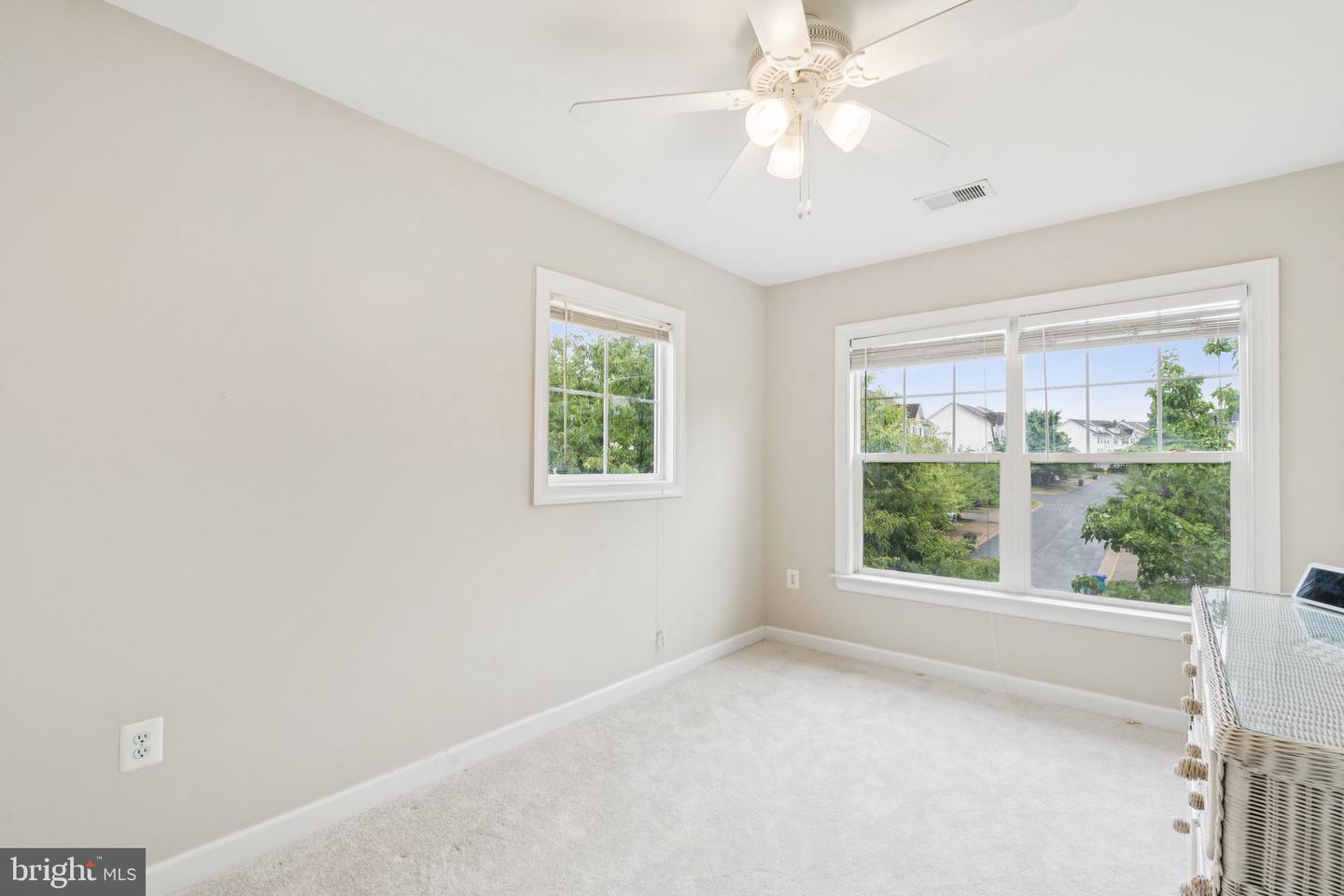 8107 CELLO WAY, MANASSAS, Virginia 20111, 4 Bedrooms Bedrooms, ,3 BathroomsBathrooms,Residential,For sale,8107 CELLO WAY,VAPW2096850 MLS # VAPW2096850
