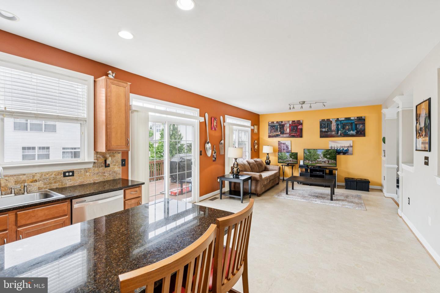 8107 CELLO WAY, MANASSAS, Virginia 20111, 4 Bedrooms Bedrooms, ,3 BathroomsBathrooms,Residential,For sale,8107 CELLO WAY,VAPW2096850 MLS # VAPW2096850