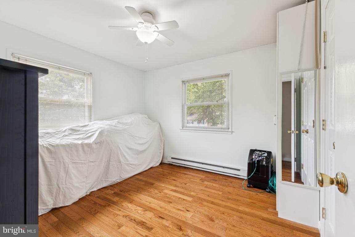 13229 DELANEY RD, WOODBRIDGE, Virginia 22193, 5 Bedrooms Bedrooms, ,3 BathroomsBathrooms,Residential,For sale,13229 DELANEY RD,VAPW2096794 MLS # VAPW2096794