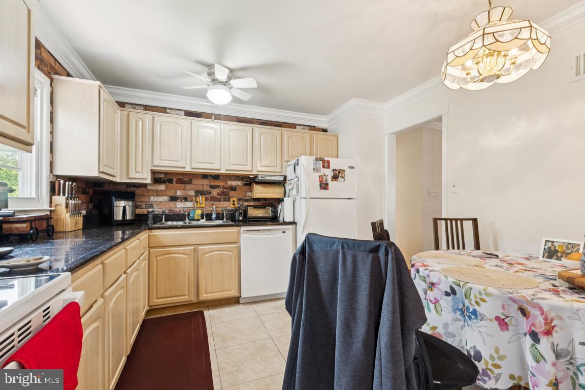 13229 DELANEY RD, WOODBRIDGE, Virginia 22193, 5 Bedrooms Bedrooms, ,3 BathroomsBathrooms,Residential,For sale,13229 DELANEY RD,VAPW2096794 MLS # VAPW2096794