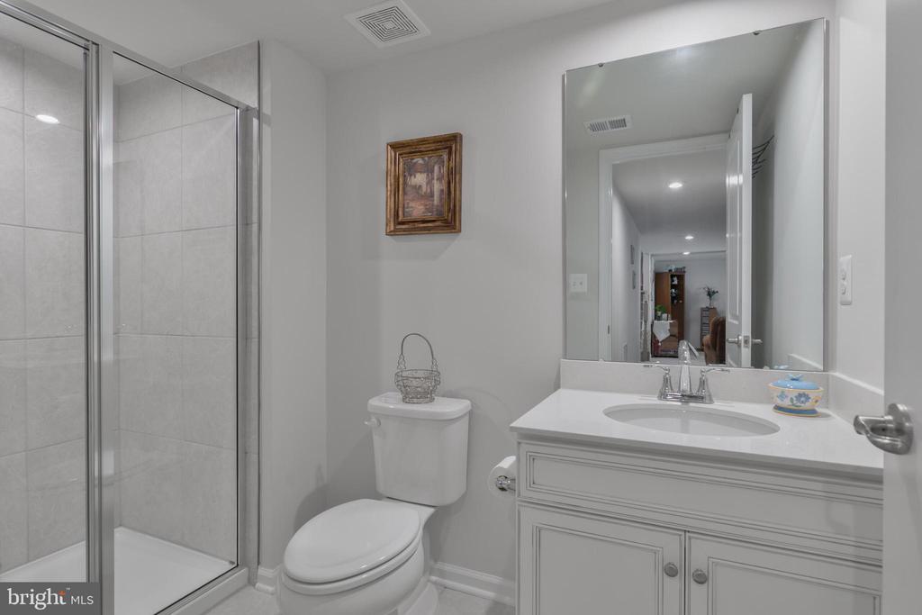 8903 MAPLE RUN DR, FREDERICKSBURG, Virginia 22407, 5 Bedrooms Bedrooms, ,3 BathroomsBathrooms,Residential,8903 MAPLE RUN DR,VASP2034118 MLS # VASP2034118