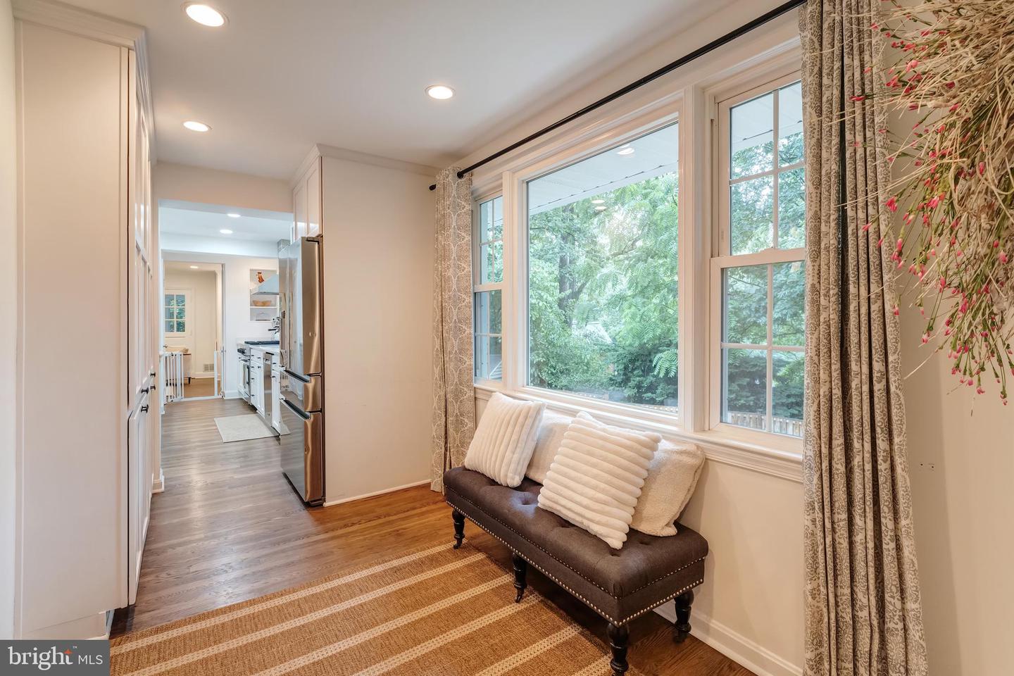 2408 N UPSHUR ST, ARLINGTON, Virginia 22207, 4 Bedrooms Bedrooms, ,3 BathroomsBathrooms,Residential,For sale,2408 N UPSHUR ST,VAAR2059064 MLS # VAAR2059064