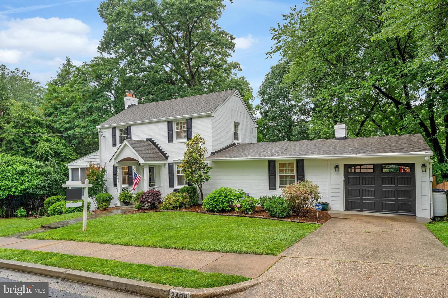 2408 N UPSHUR ST, ARLINGTON, Virginia 22207, 4 Bedrooms Bedrooms, ,3 BathroomsBathrooms,Residential,For sale,2408 N UPSHUR ST,VAAR2059064 MLS # VAAR2059064