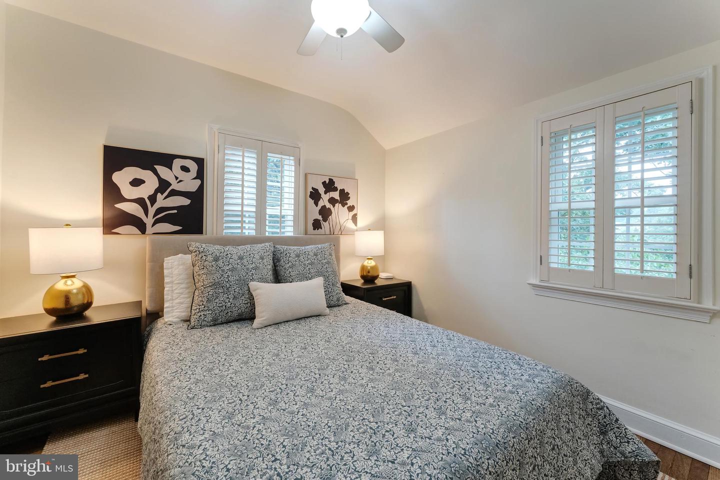 2408 N UPSHUR ST, ARLINGTON, Virginia 22207, 4 Bedrooms Bedrooms, ,3 BathroomsBathrooms,Residential,For sale,2408 N UPSHUR ST,VAAR2059064 MLS # VAAR2059064
