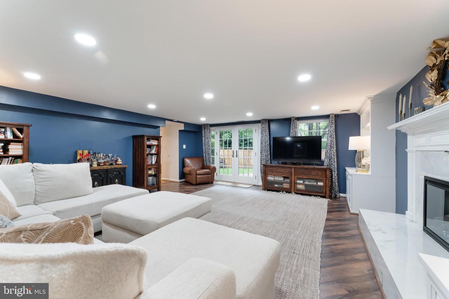 2408 N UPSHUR ST, ARLINGTON, Virginia 22207, 4 Bedrooms Bedrooms, ,3 BathroomsBathrooms,Residential,For sale,2408 N UPSHUR ST,VAAR2059064 MLS # VAAR2059064