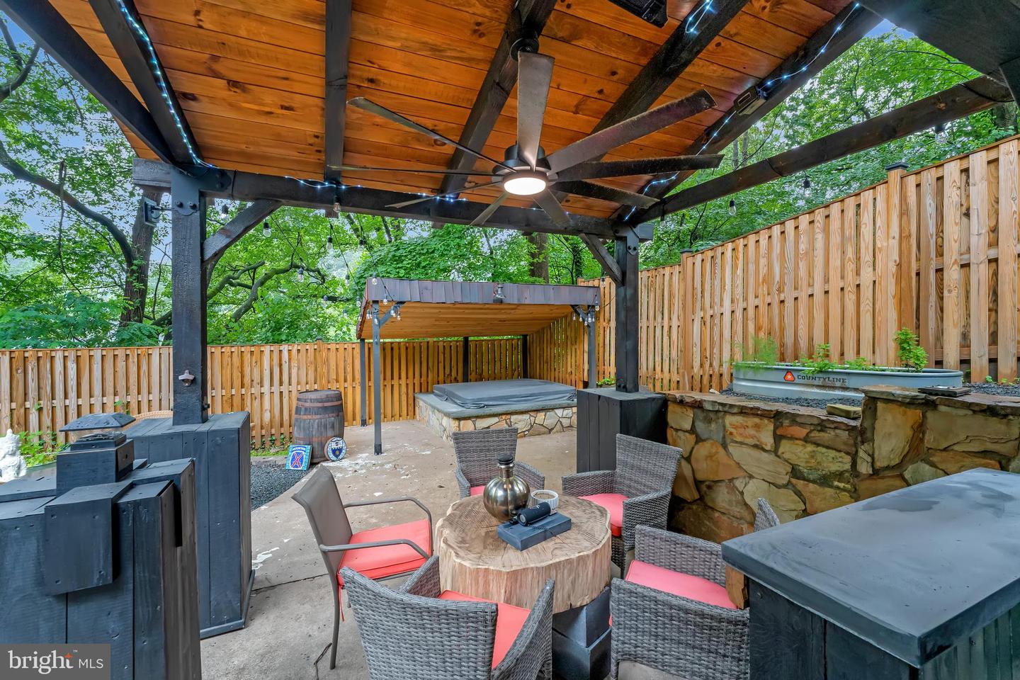 2408 N UPSHUR ST, ARLINGTON, Virginia 22207, 4 Bedrooms Bedrooms, ,3 BathroomsBathrooms,Residential,For sale,2408 N UPSHUR ST,VAAR2059064 MLS # VAAR2059064