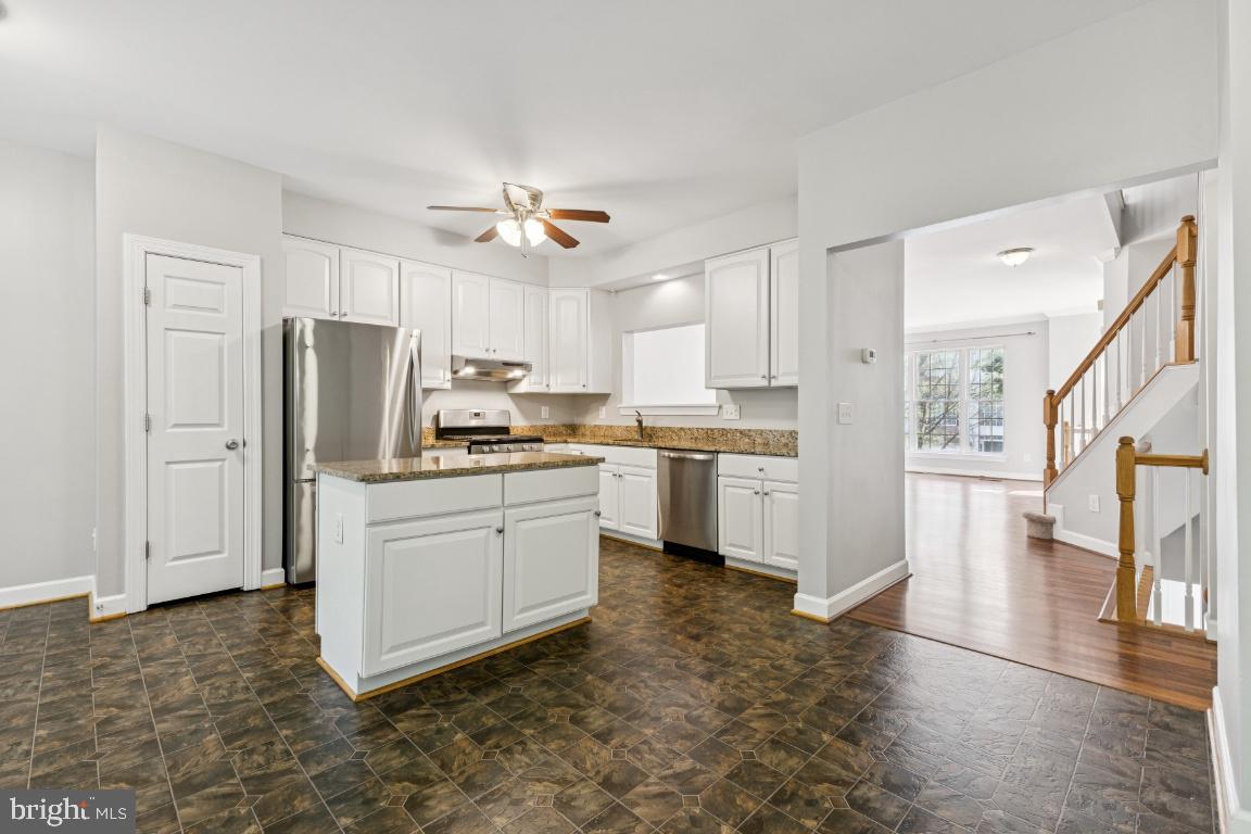 14186 MADRIGAL DR, WOODBRIDGE, Virginia 22193, 3 Bedrooms Bedrooms, ,2 BathroomsBathrooms,Residential,For sale,14186 MADRIGAL DR,VAPW2096826 MLS # VAPW2096826
