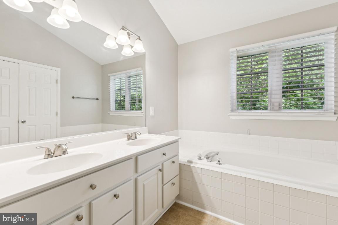 14186 MADRIGAL DR, WOODBRIDGE, Virginia 22193, 3 Bedrooms Bedrooms, ,2 BathroomsBathrooms,Residential,For sale,14186 MADRIGAL DR,VAPW2096826 MLS # VAPW2096826