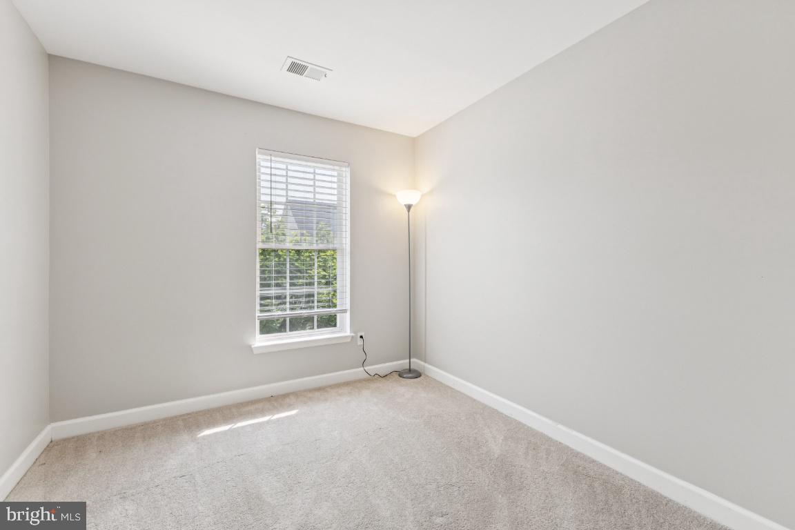 14186 MADRIGAL DR, WOODBRIDGE, Virginia 22193, 3 Bedrooms Bedrooms, ,2 BathroomsBathrooms,Residential,For sale,14186 MADRIGAL DR,VAPW2096826 MLS # VAPW2096826