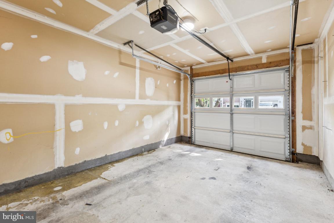 14186 MADRIGAL DR, WOODBRIDGE, Virginia 22193, 3 Bedrooms Bedrooms, ,2 BathroomsBathrooms,Residential,For sale,14186 MADRIGAL DR,VAPW2096826 MLS # VAPW2096826