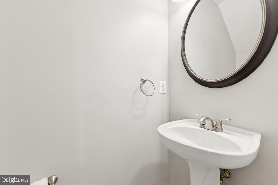14186 MADRIGAL DR, WOODBRIDGE, Virginia 22193, 3 Bedrooms Bedrooms, ,2 BathroomsBathrooms,Residential,For sale,14186 MADRIGAL DR,VAPW2096826 MLS # VAPW2096826