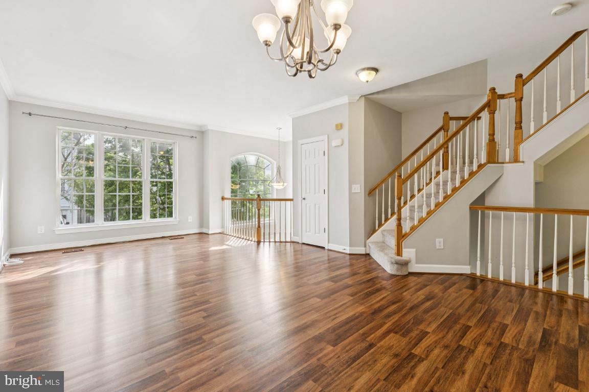 14186 MADRIGAL DR, WOODBRIDGE, Virginia 22193, 3 Bedrooms Bedrooms, ,2 BathroomsBathrooms,Residential,For sale,14186 MADRIGAL DR,VAPW2096826 MLS # VAPW2096826