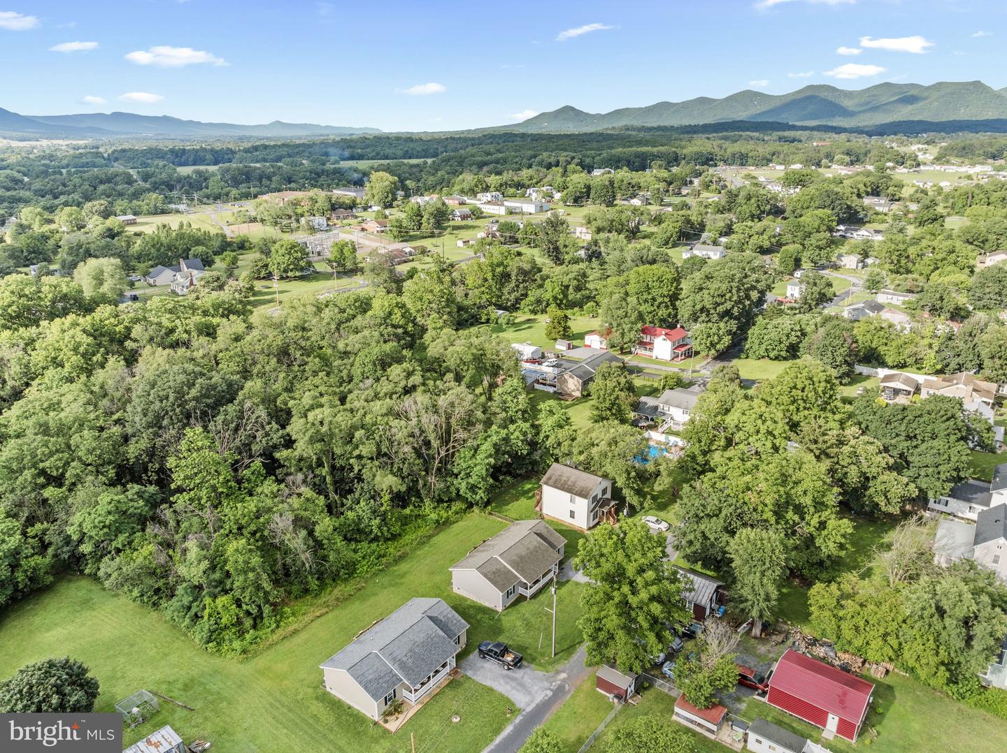 627 COVERSTONE LN, SHENANDOAH, Virginia 22849, 3 Bedrooms Bedrooms, ,2 BathroomsBathrooms,Residential,For sale,627 COVERSTONE LN,VAPA2005018 MLS # VAPA2005018