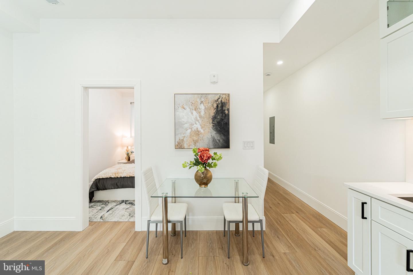 2517 ONTARIO RD NW #6, WASHINGTON, District Of Columbia 20009, 2 Bedrooms Bedrooms, ,1 BathroomBathrooms,Residential,For sale,2517 ONTARIO RD NW #6,DCDC2204900 MLS # DCDC2204900