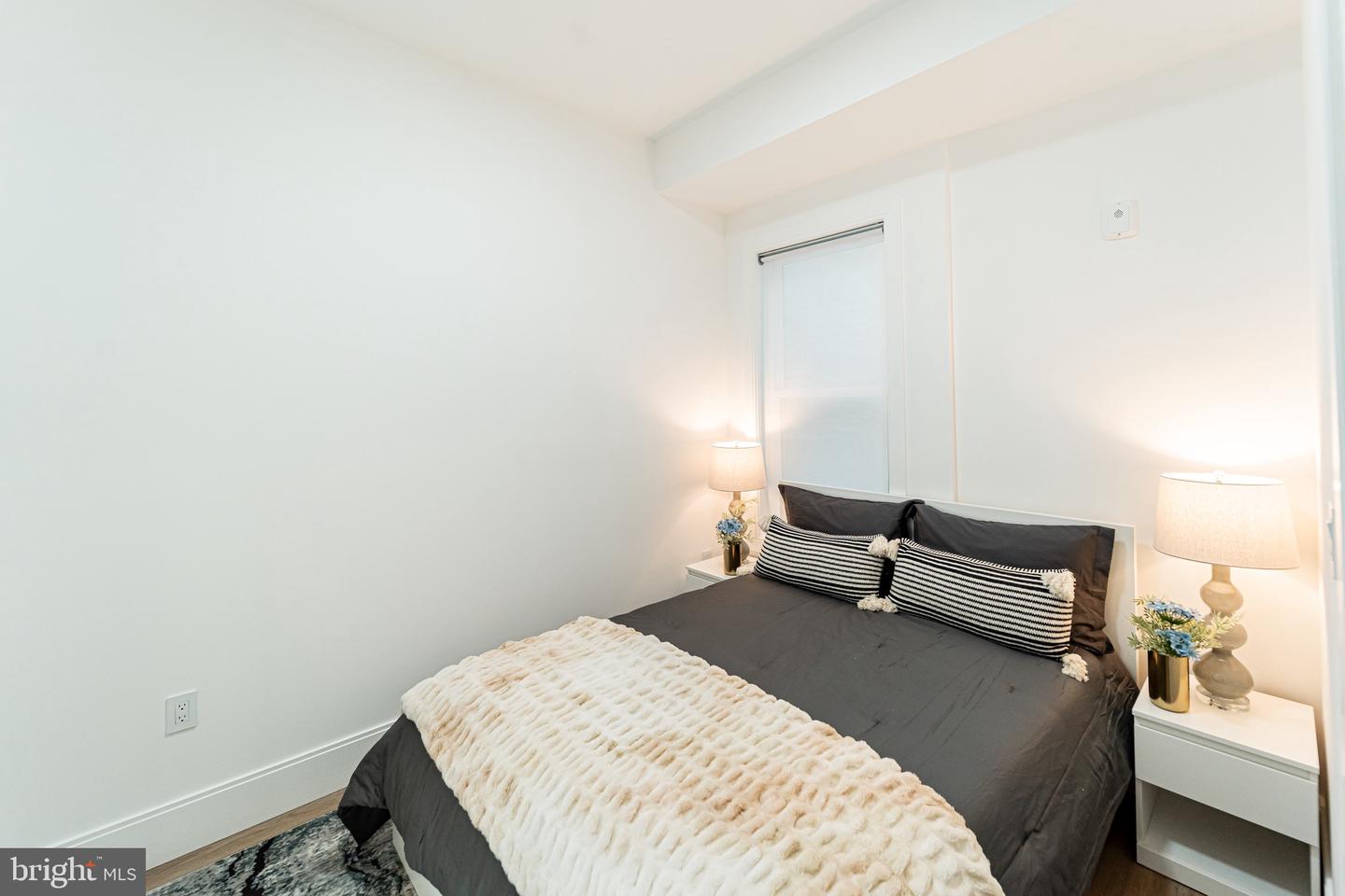 2517 ONTARIO RD NW #6, WASHINGTON, District Of Columbia 20009, 2 Bedrooms Bedrooms, ,1 BathroomBathrooms,Residential,For sale,2517 ONTARIO RD NW #6,DCDC2204900 MLS # DCDC2204900