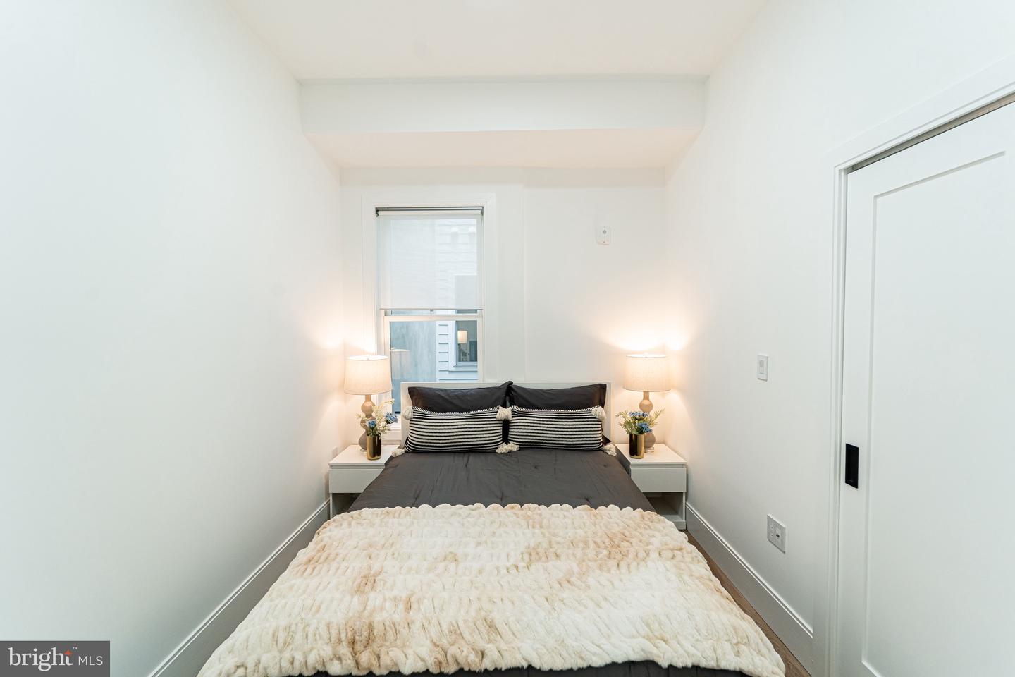 2517 ONTARIO RD NW #6, WASHINGTON, District Of Columbia 20009, 2 Bedrooms Bedrooms, ,1 BathroomBathrooms,Residential,For sale,2517 ONTARIO RD NW #6,DCDC2204900 MLS # DCDC2204900