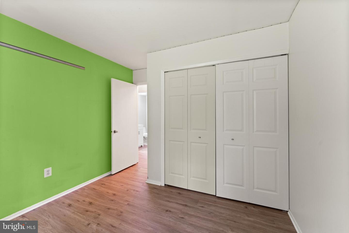 402 SUGARLAND RUN DR, STERLING, Virginia 20164, 4 Bedrooms Bedrooms, ,3 BathroomsBathrooms,Residential,For sale,402 SUGARLAND RUN DR,VALO2099264 MLS # VALO2099264