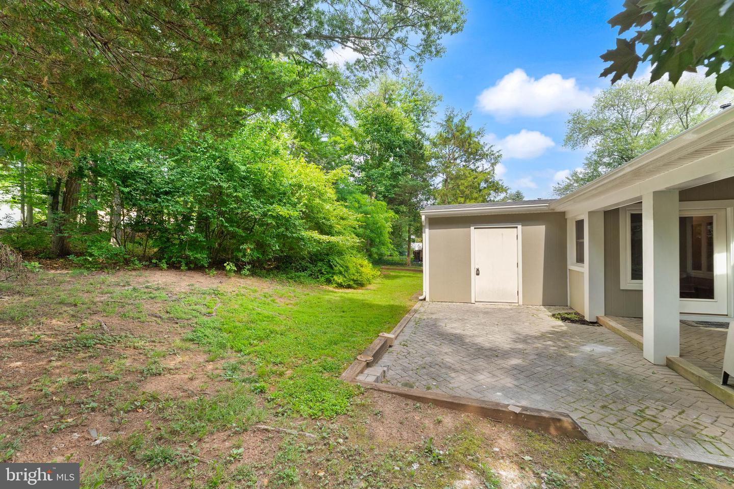 402 SUGARLAND RUN DR, STERLING, Virginia 20164, 4 Bedrooms Bedrooms, ,3 BathroomsBathrooms,Residential,For sale,402 SUGARLAND RUN DR,VALO2099264 MLS # VALO2099264
