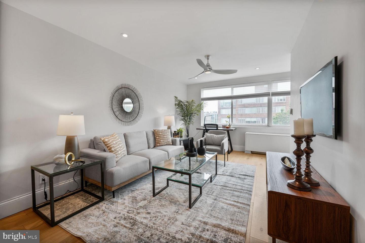 2829 CONNECTICUT AVE NW #706, WASHINGTON, District Of Columbia 20008, ,1 BathroomBathrooms,Residential,For sale,2829 CONNECTICUT AVE NW #706,DCDC2205550 MLS # DCDC2205550