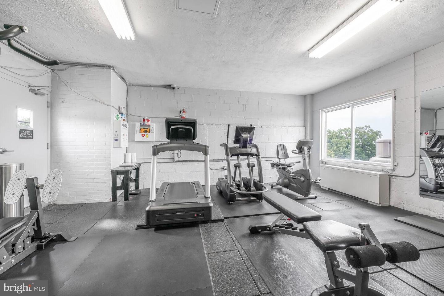 2829 CONNECTICUT AVE NW #706, WASHINGTON, District Of Columbia 20008, ,1 BathroomBathrooms,Residential,For sale,2829 CONNECTICUT AVE NW #706,DCDC2205550 MLS # DCDC2205550