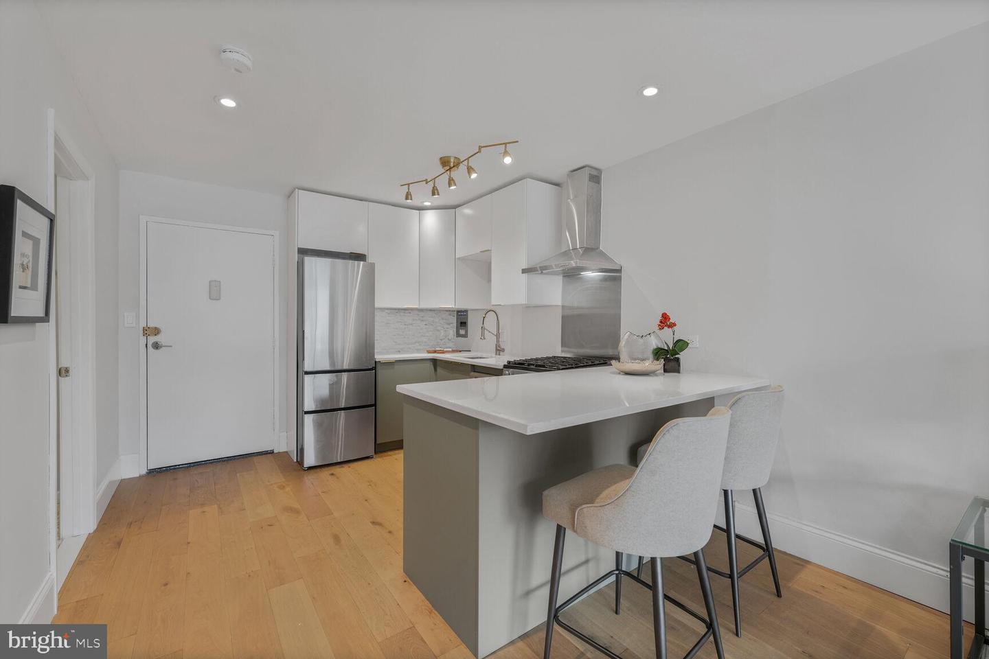 2829 CONNECTICUT AVE NW #706, WASHINGTON, District Of Columbia 20008, ,1 BathroomBathrooms,Residential,For sale,2829 CONNECTICUT AVE NW #706,DCDC2205550 MLS # DCDC2205550