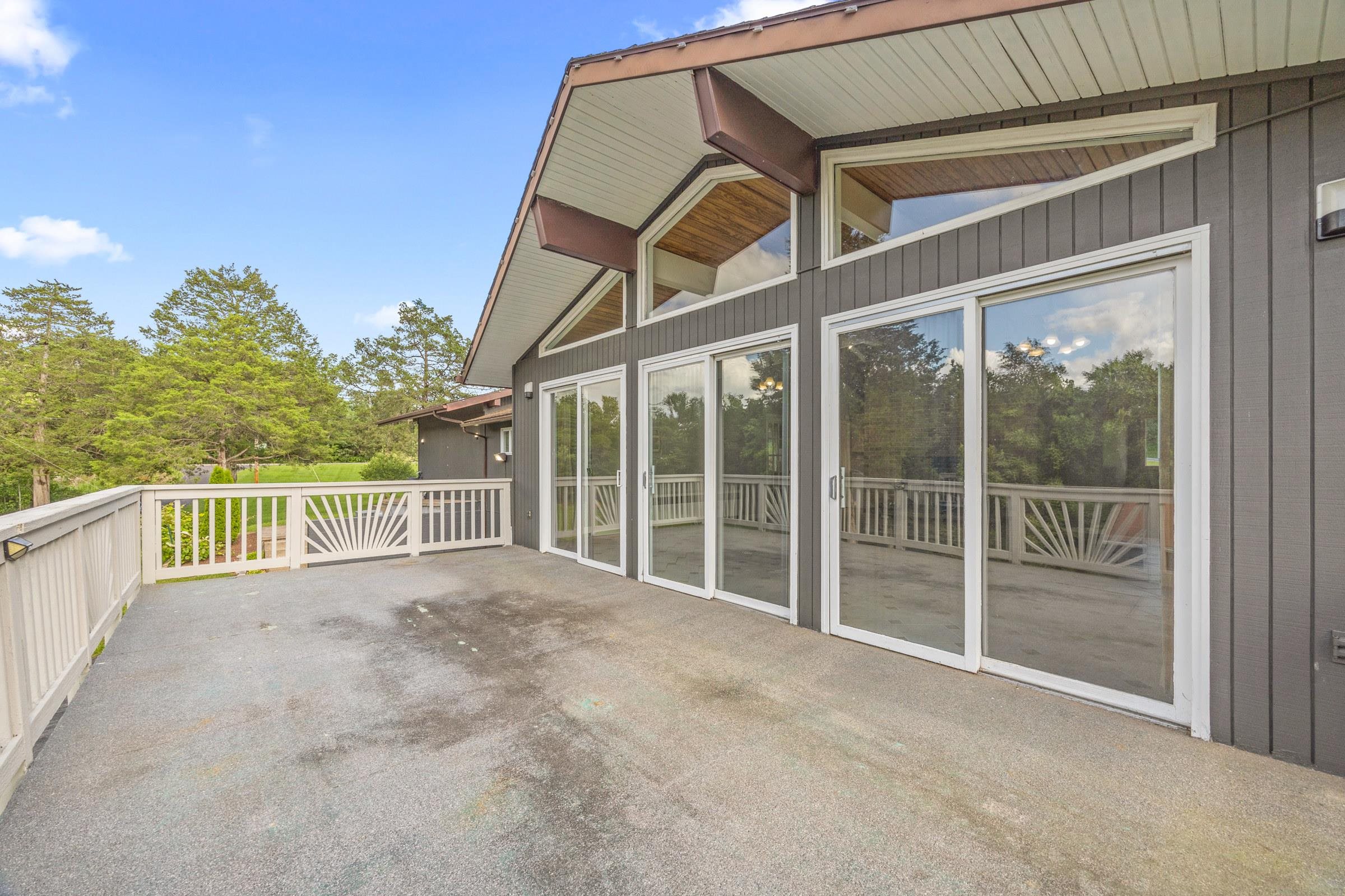 2370 US HWY 211 W, LURAY, Virginia 22835, 4 Bedrooms Bedrooms, ,3 BathroomsBathrooms,Residential,2370 US HWY 211 W,666042 MLS # 666042