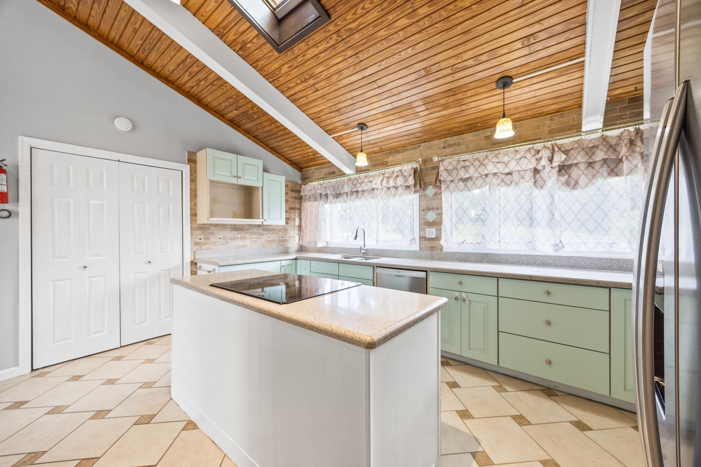 2370 US HWY 211 W, LURAY, Virginia 22835, 4 Bedrooms Bedrooms, ,3 BathroomsBathrooms,Residential,2370 US HWY 211 W,666042 MLS # 666042