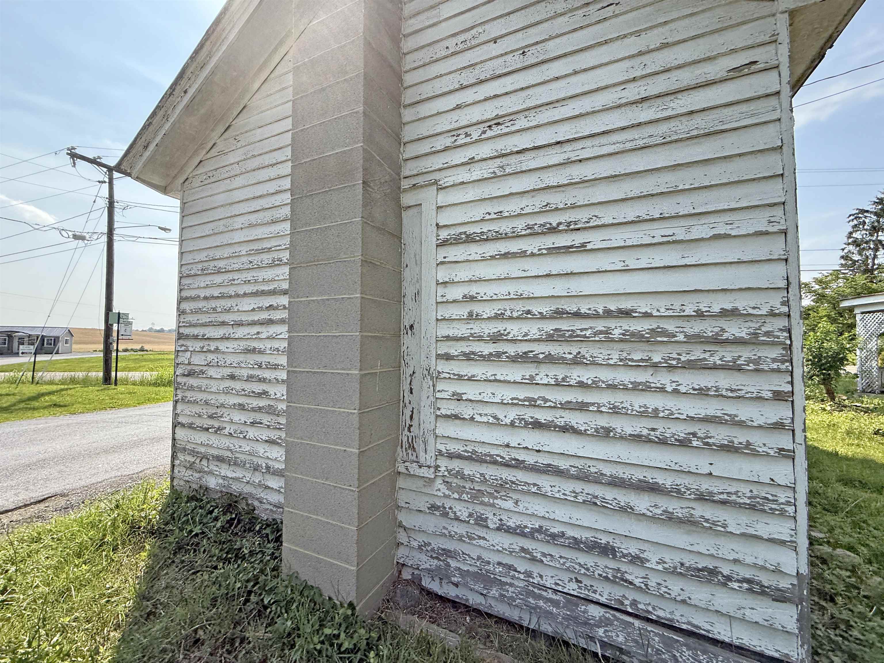 505 BATTLEFIELD RD, FORT DEFIANCE, Virginia 24437, 2 Bedrooms Bedrooms, ,1 BathroomBathrooms,Residential,505 BATTLEFIELD RD,666043 MLS # 666043