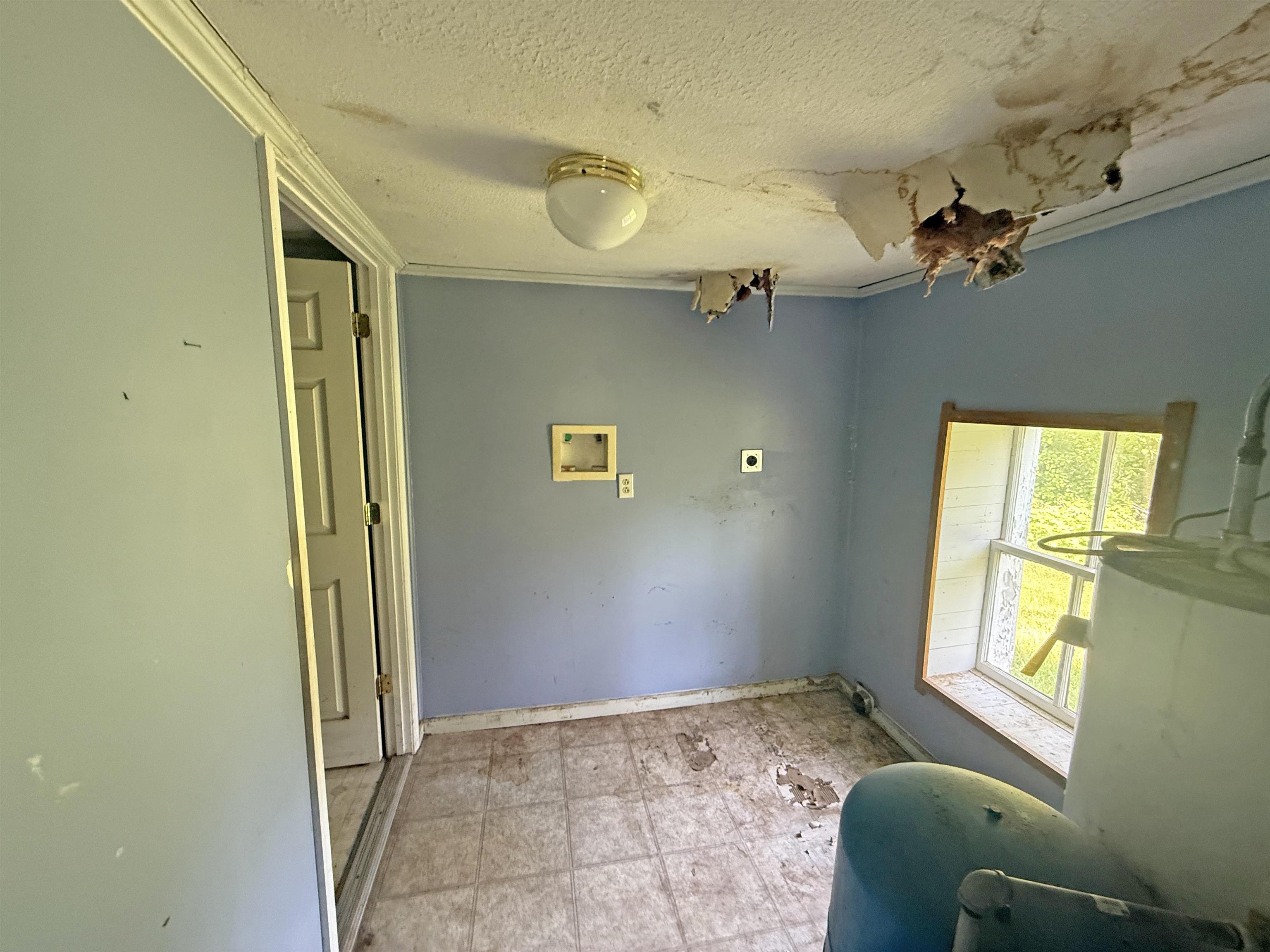 505 BATTLEFIELD RD, FORT DEFIANCE, Virginia 24437, 2 Bedrooms Bedrooms, ,1 BathroomBathrooms,Residential,505 BATTLEFIELD RD,666043 MLS # 666043