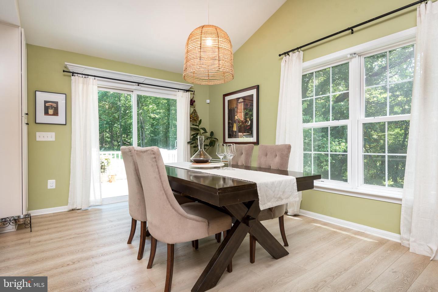 6444 DUHOLLOW RD, WARRENTON, Virginia 20187, 5 Bedrooms Bedrooms, ,3 BathroomsBathrooms,Residential,For sale,6444 DUHOLLOW RD,VAFQ2017060 MLS # VAFQ2017060