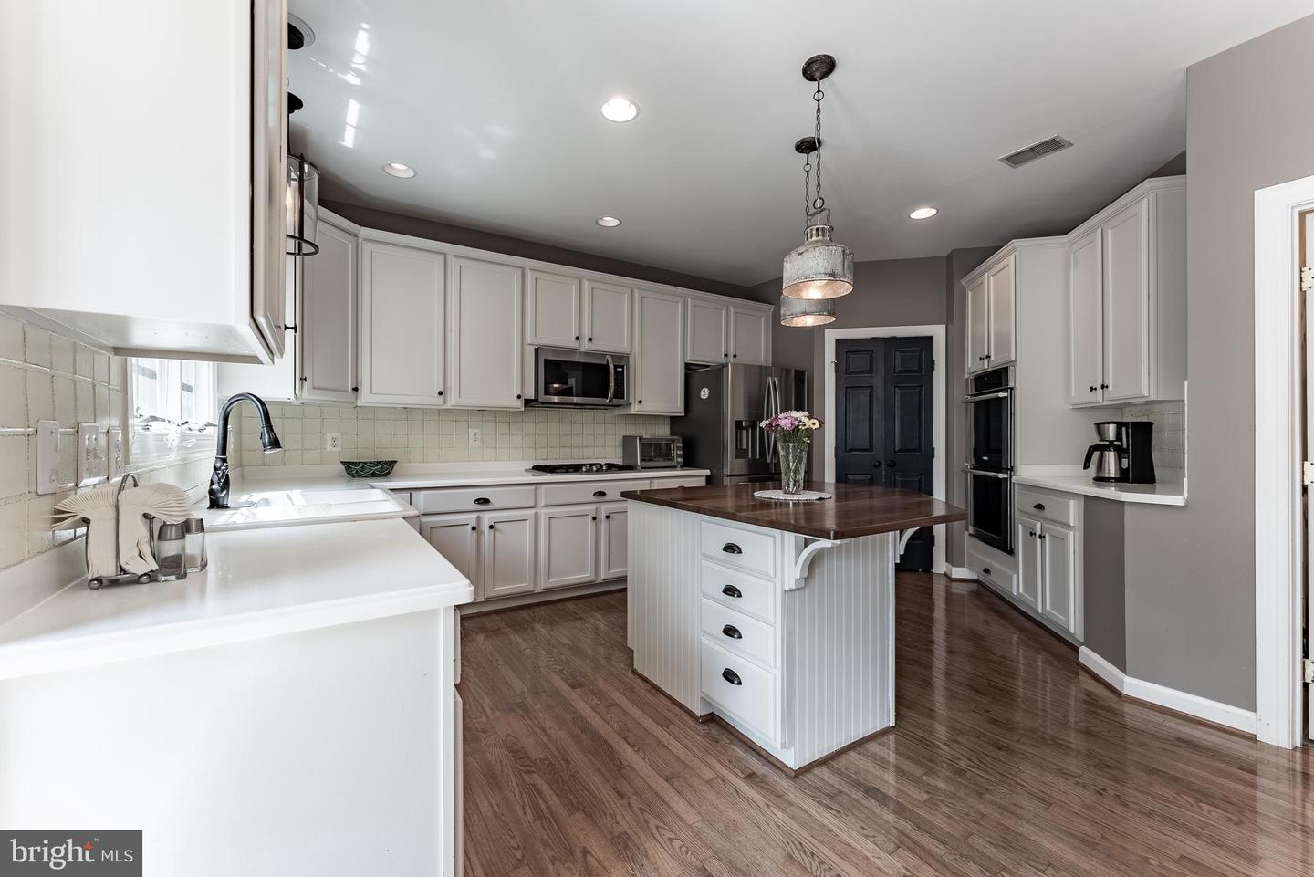 12655 ARTHUR GRAVES JR CT, BRISTOW, Virginia 20136, 5 Bedrooms Bedrooms, ,3 BathroomsBathrooms,Residential,For sale,12655 ARTHUR GRAVES JR CT,VAPW2097070 MLS # VAPW2097070