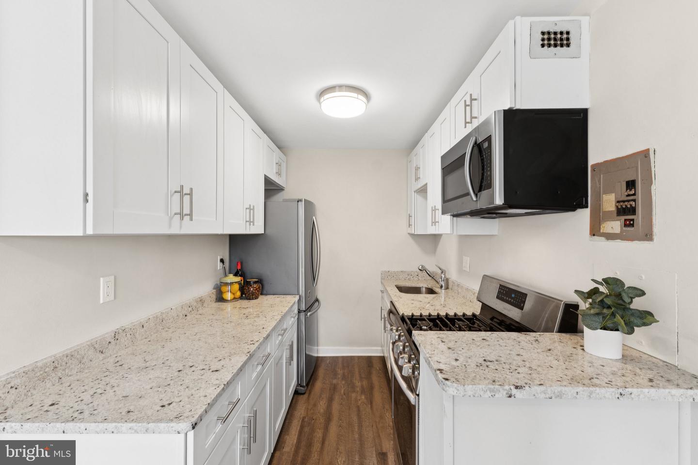 1200 S ARLINGTON RIDGE RD #505, ARLINGTON, Virginia 22202, 1 Bedroom Bedrooms, 4 Rooms Rooms,1 BathroomBathrooms,Residential,For sale,1200 S ARLINGTON RIDGE RD #505,VAAR2059252 MLS # VAAR2059252
