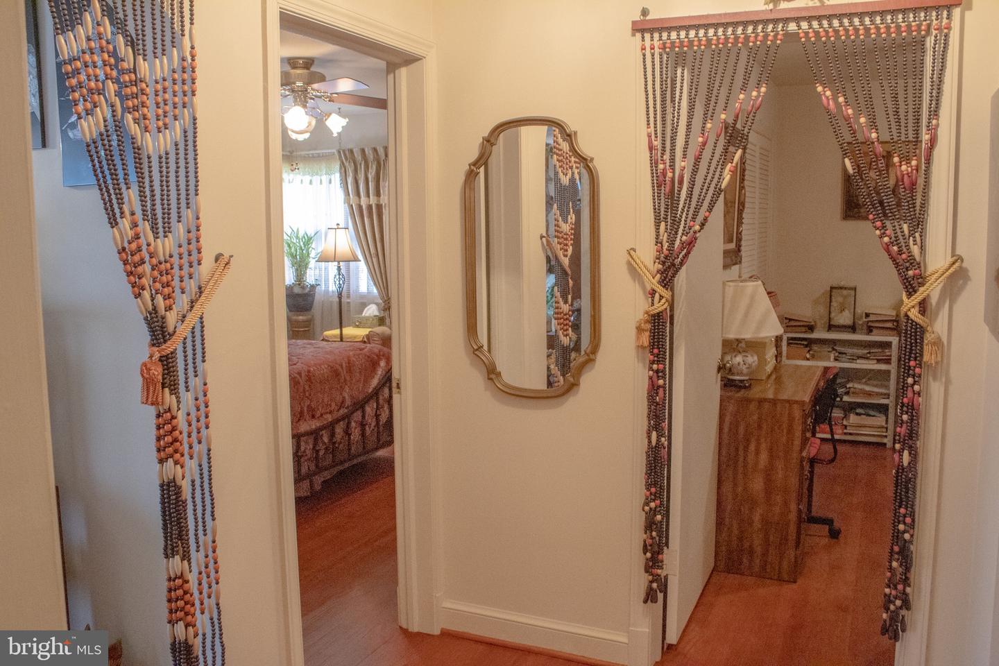 526 S CARLIN SPRINGS RD, ARLINGTON, Virginia 22204, 4 Bedrooms Bedrooms, ,2 BathroomsBathrooms,Residential,For sale,526 S CARLIN SPRINGS RD,VAAR2059264 MLS # VAAR2059264